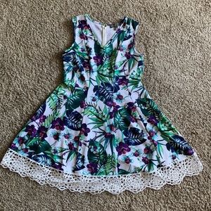 -Donna Rico Crochet trim floral scuba dress